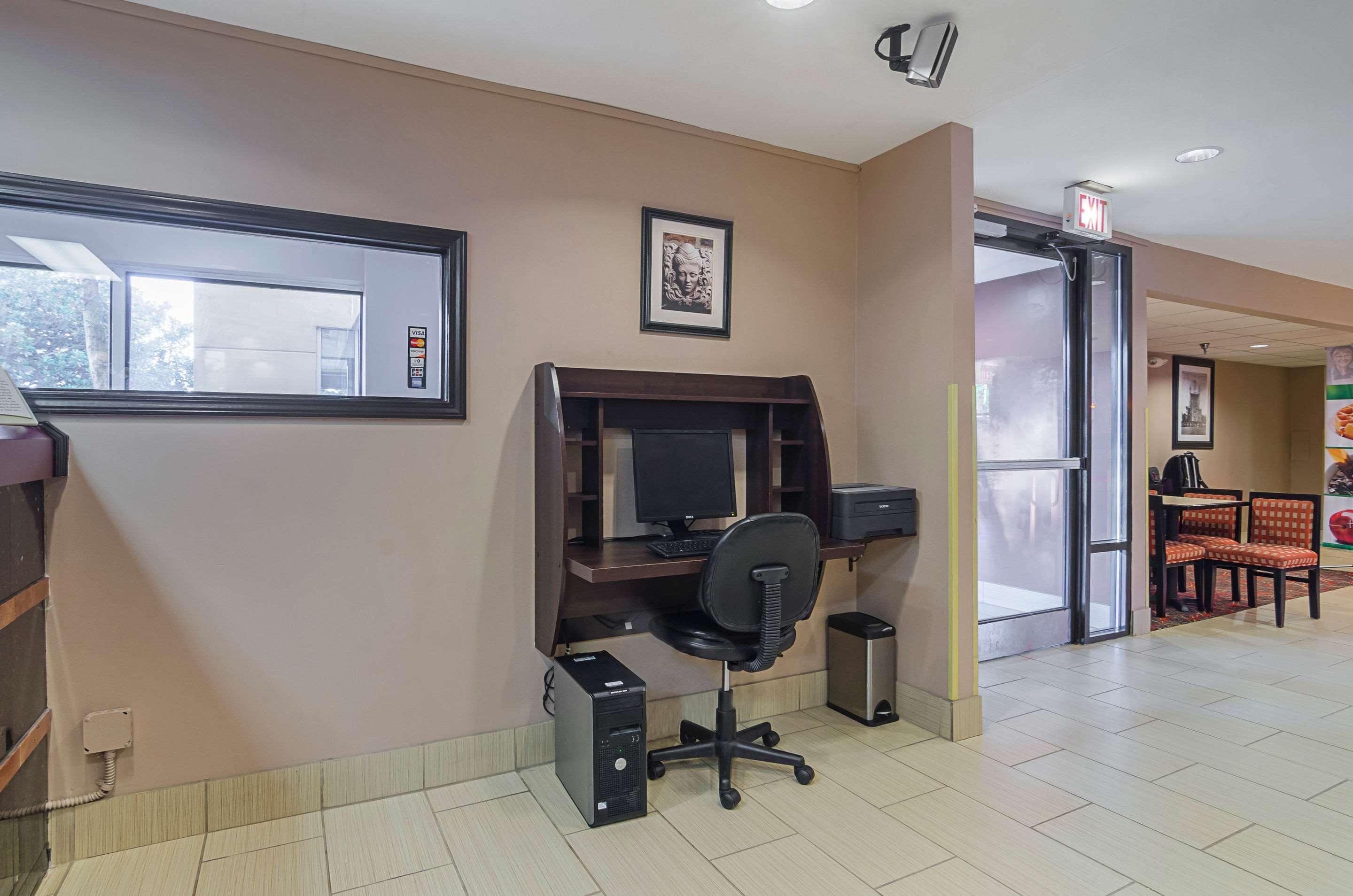 Surestay Plus Hotel By Best Western Durham Medical Center Exteriér fotografie
