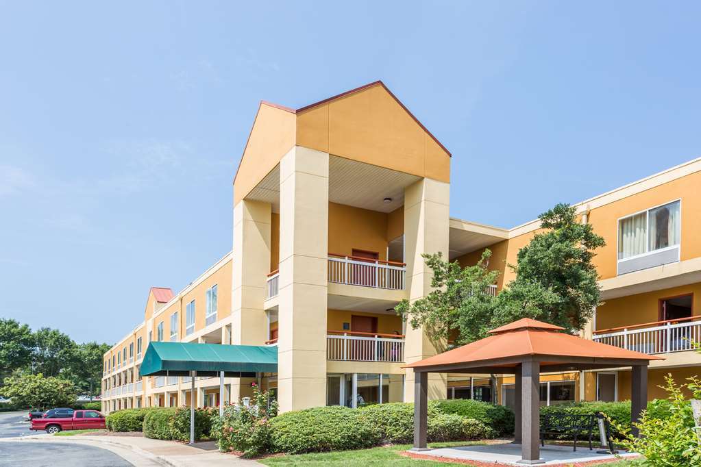 Surestay Plus Hotel By Best Western Durham Medical Center Exteriér fotografie
