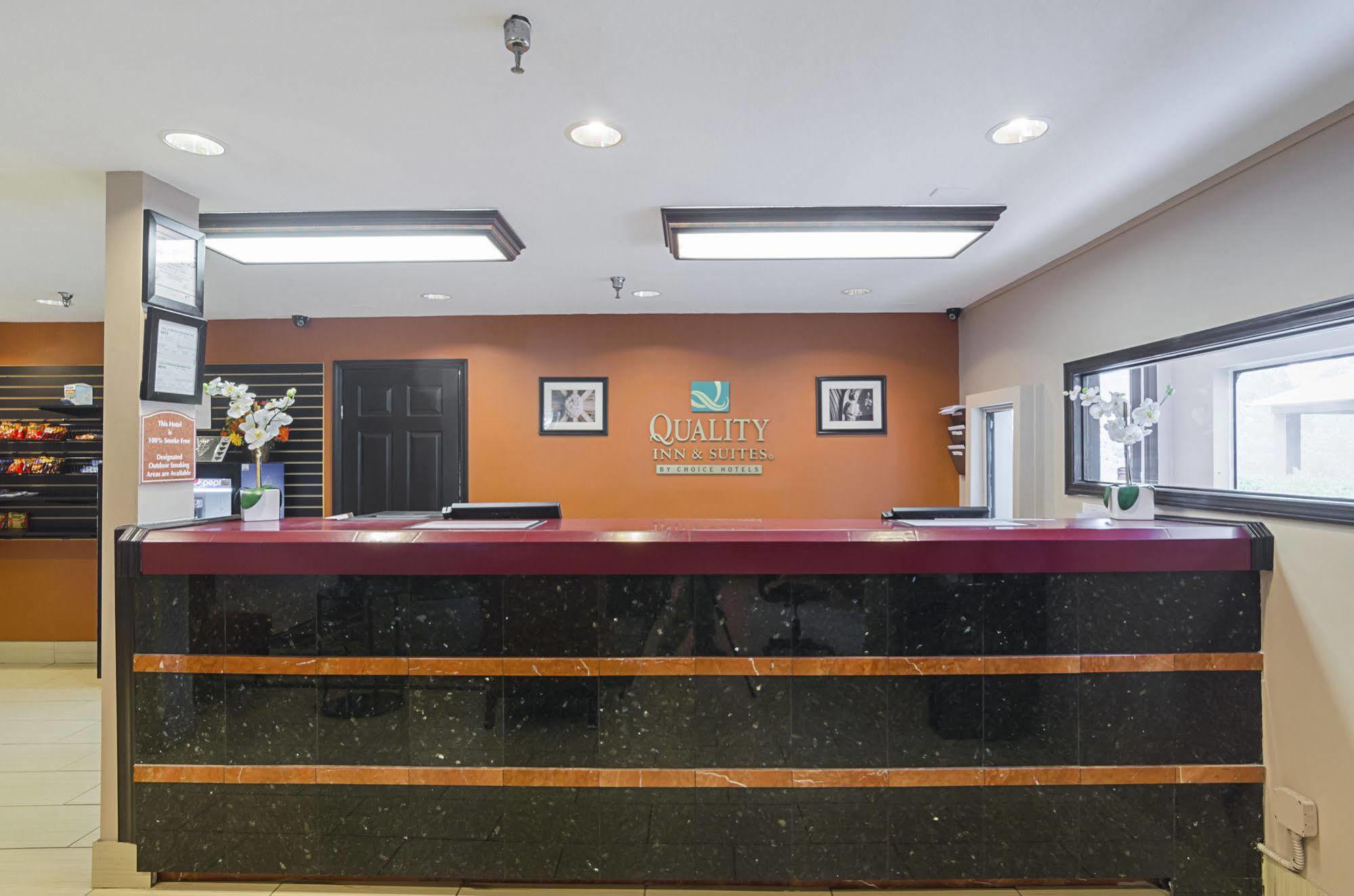 Surestay Plus Hotel By Best Western Durham Medical Center Exteriér fotografie